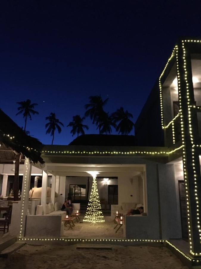 White Dream Bed & Breakfast 2*